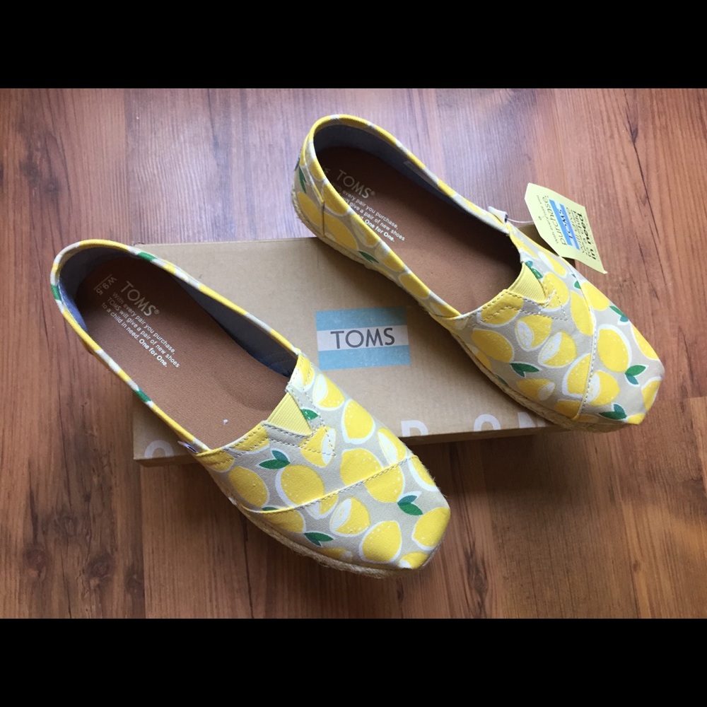 Tom’s Lemon Espadrille SZ 9.5 - NWT 🍋